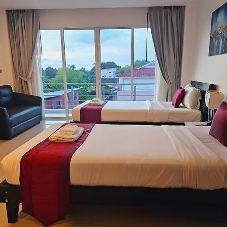 One World One Home Naiharn Hotel Rawai Exterior foto